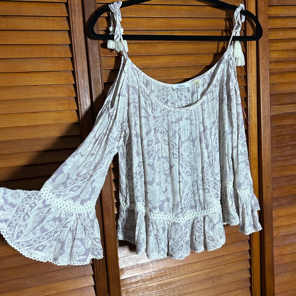 Dex Womens Cold‎ Shoulder Boho Top Lavender Floral Lace Bell Sleeve Tassel Large